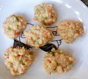 搓揉成一个个小丸子