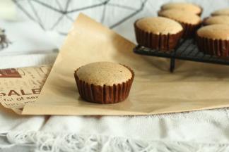 饱满不塌陷的奥利奥戚风杯就完成啦！冷凉后密封保存冷藏即可！