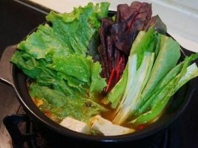 6.最后加入最好煮的冰草，关火