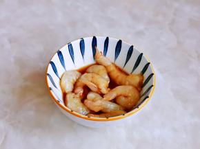 抓拌均匀，腌制10分钟。