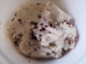 再放入微波炉高火加热1分钟