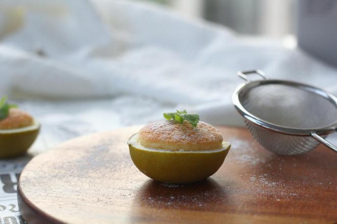 带着柠檬清香的柠檬蛋糕