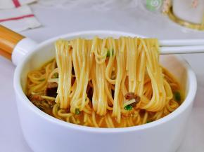 再开始嗦面～美啦美啦！