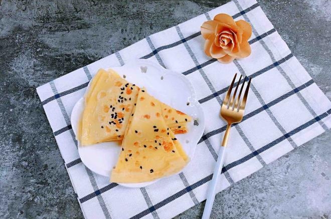 黑芝麻鸡蛋软饼