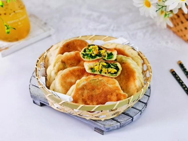 鲍鱼丁韭菜鸡蛋盒子