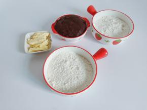 今天用乐荷黄油代替猪油来做这款苏式月饼。