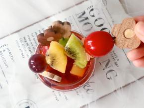 做法简单又有趣，还可以让家里的宝贝们一起加入水果DIY哦～