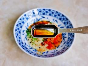 按个人口味加入香醋。