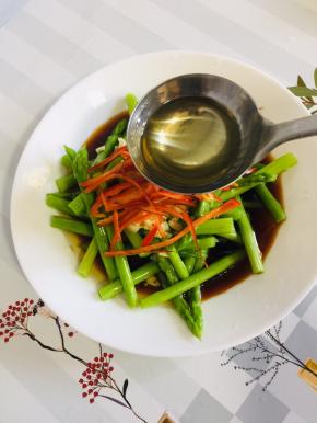 淋上热油即可！