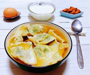 虾仁和海参营养价值非常丰富混搭鲜猪肉韭菜一起吃超级完美哦