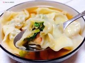 鲜嫩可口的三鲜馄饨入口唇齿留香回味无穷