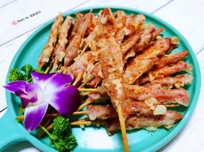 小牛肉串入口外酥里嫩让人回味无穷