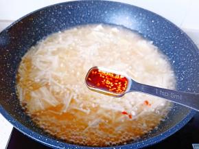 喜欢吃辣的可以加一点辣椒油。