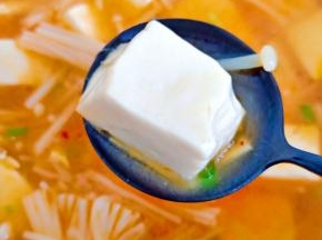 豆腐滑嫩嫩的。