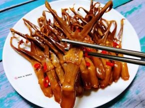 鸭舌入口鲜嫩细腻入微