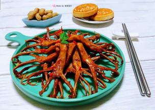 香辣鸭舌看着就好有食欲