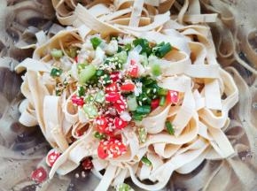 所有食材倒入大盆中，