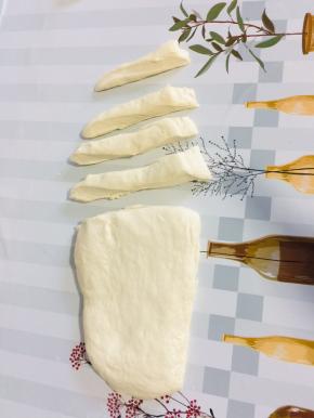 用刀切成长条！