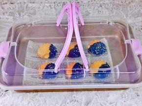 天热放入冰箱冷藏，尽快吃完。