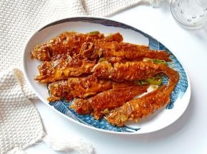 香辣小黄鱼的经典做法，营养丰富味道赞。