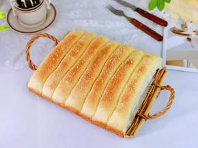 香甜松软的面包。