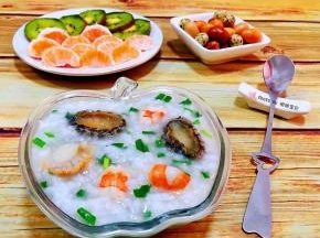 搭配水果和小吃一起吃味道棒极了