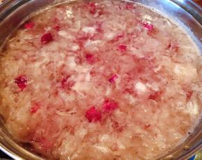 煮至冰糖融化紫薯六成熟改中小火慢煮