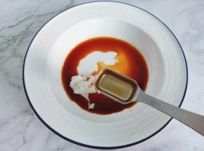 加一点醋可以解猪油的腻。