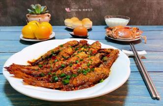 香辣黄花鱼也是宴客必备的拿手大菜哦
