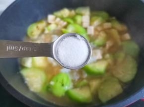 一小勺盐煮一分钟，