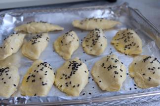 再撒点黑芝麻。