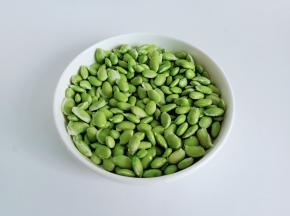 这么多的毛豆剥好就这么点。