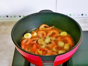 大火烧开转中小火6分钟。