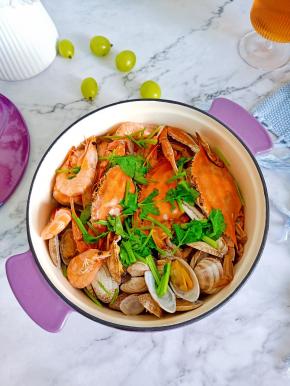 鲜香入味，吃一次就忘不了！高颜值的厨房好物，也是值得推荐的一款珐琅铸铁锅，居家必备款！