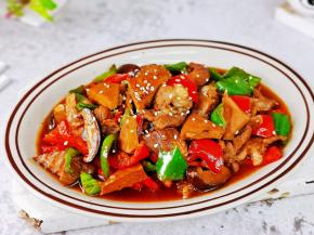 荤素搭配，营养更均衡。