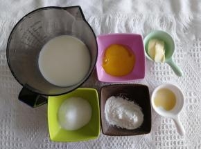 步骤1、先做内馅卡仕达酱，准备材料A部分。