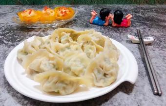 自己包的饺子料足味美入口鲜嫩爽口让人回味无穷