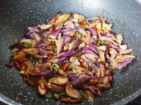 喜欢芝麻的可以撒一点。