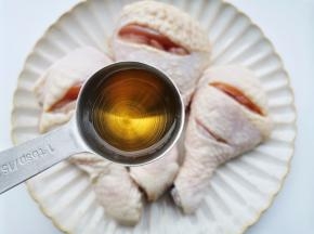 加一大勺料酒，