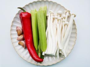 准备好所有食材。