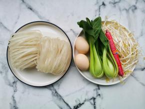 准备好所有食材。