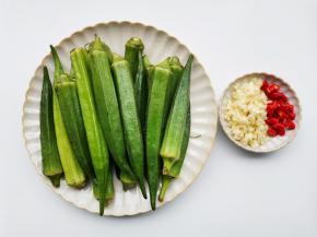 准备好所有食材。