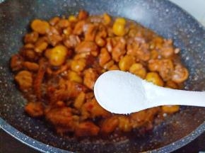 加一点点盐调味。