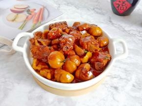 板栗上市的时候千万不能错过的一道菜哦！