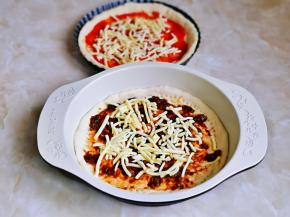 的那个撒上一层马苏里拉芝士。