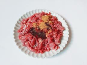 加十三香一勺。