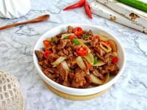 经过腌制后的牛肉汁水饱满不腻口。