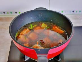 加入纯净水，适当多一些。