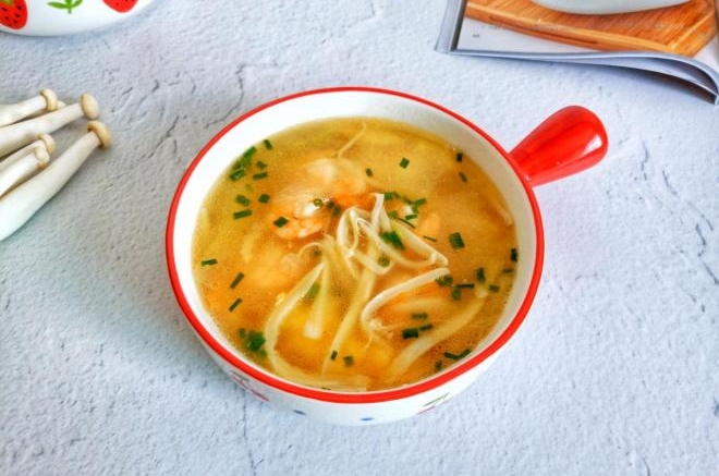 冬瓜海鲜鸡蛋汤