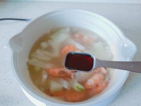 加入蚝油增加鲜味。